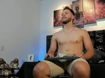 Chaturbate Free Porn Cam of maximo_morelli