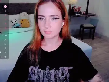 Chaturbate Live Sex Cam of shyfoxxxy