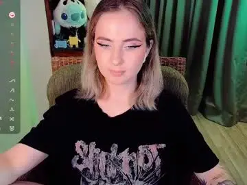 Chaturbate Best live sex cam show of shyfoxxxy