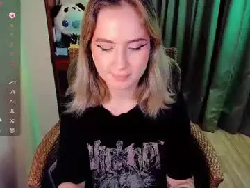 Chaturbate Adult Webcam of shyfoxxxy
