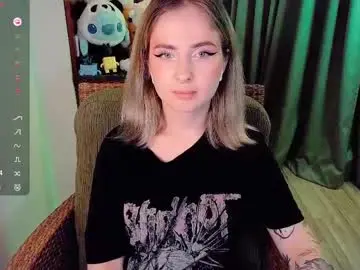 Chaturbate Best live sex cam show of shyfoxxxy