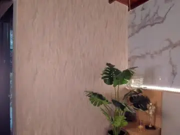 Chaturbate Live Sex Cam of celeste_evanzz