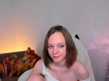 Chaturbate Live Sex Cam of lindaa_bell