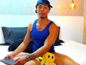 Chaturbate Live Porn of roman_cassiel