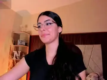 Chaturbate Nude Webcam of _niah_