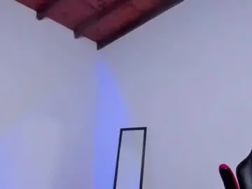 Chaturbate Live Porn of luigi1_