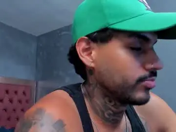 Chaturbate Adult Webcam of luigi1_