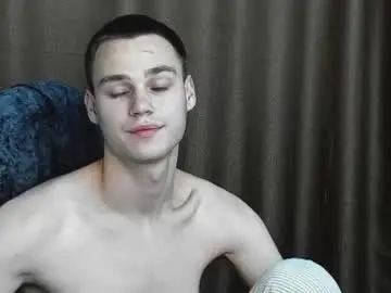 Chaturbate Adult Webcam of robert10211