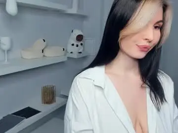 Chaturbate Adult Video Chat of mirandabettman