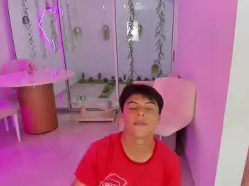 Chaturbate Watch Live Sex Cams of boysdeluxemilitary