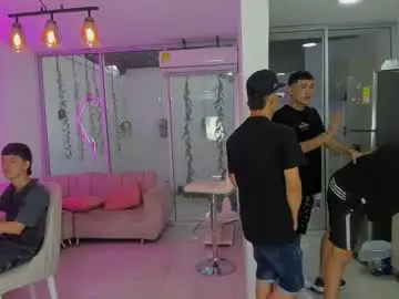 Chaturbate Free Porn Cam of boysdeluxemilitary