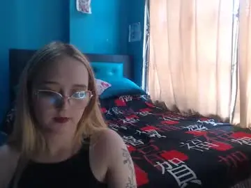 Chaturbate Live Porn of liaroberts1