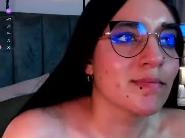 Chaturbate Best live sex cam show of lorivelle