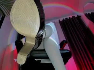 Chaturbate Watch Live Sex Cams of zoeconti