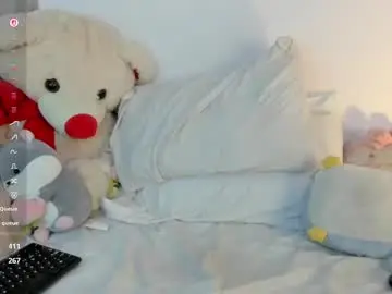 Chaturbate Live Sex Cam of cute_dani1