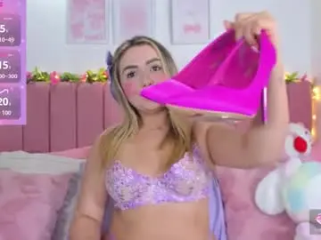 Chaturbate Live Sex Cam of sophiee_rosee