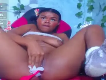 Chaturbate Sex Cam of karla_latina_28