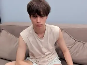 Chaturbate Live Sex Cam of your_shy_guy