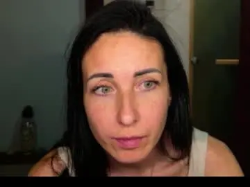 Chaturbate Live Sex of linalivee