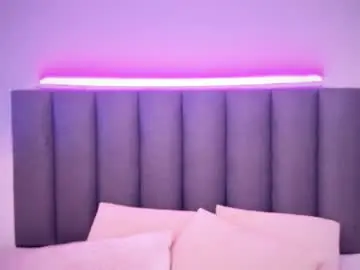 Chaturbate Live Sex Cam of varya_ferreira