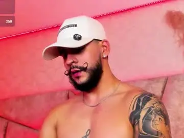 Chaturbate Live Sex Cam of dickgriffith