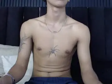 Chaturbate Sex Chat of dominic_ghost