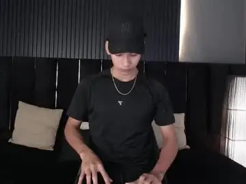 Chaturbate Free Porn Cam of dominic_ghost