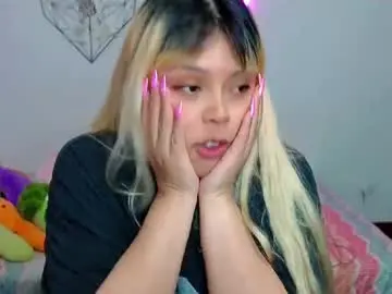 Chaturbate Free Live Porn of elymoon