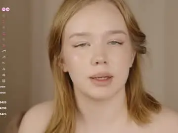 Chaturbate Free Live Porn of jennyplaudis_