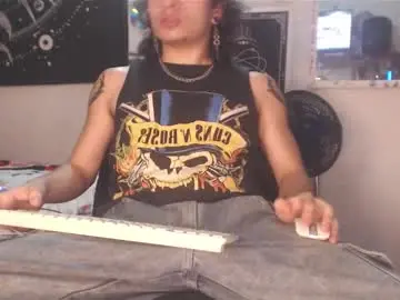 Chaturbate Live Sex Cam of axl_kush_