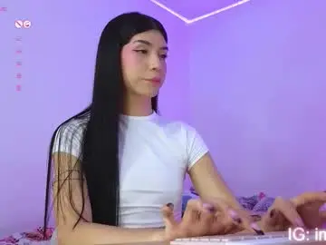 Chaturbate Live Sex Cam of im__isabella