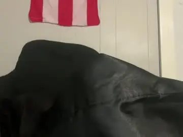 Chaturbate Free Porn Cam of marcuslouis18