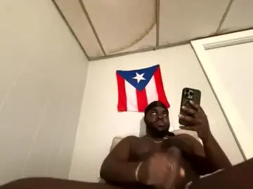 Chaturbate Free Porn Cam of marcuslouis18