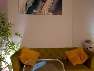 Chaturbate Watch Live Sex Cams of riddle_layla