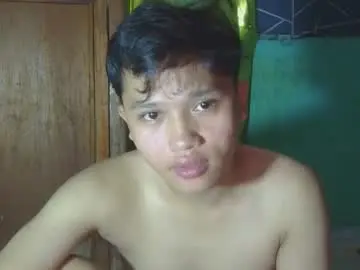 Chaturbate Nude Webcam of exotichugecock