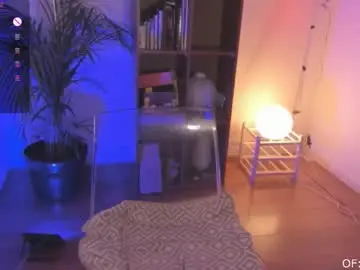 Chaturbate Live Sex Cam of pambloom_