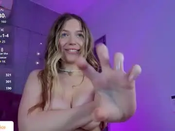 Chaturbate Free Porn Cam of vi__sky