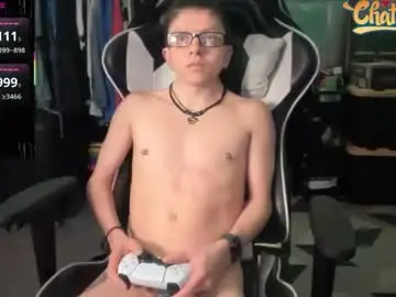 Chaturbate Live Sex Cam of robertcicijr21