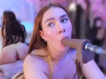 Chaturbate Watch Live Sex Cams of tessacooper1