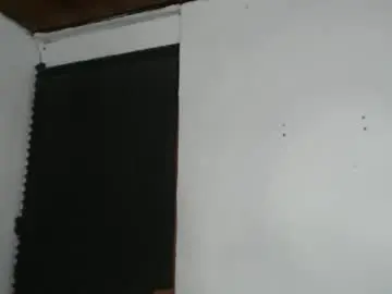 Chaturbate Live Sex Cam of selena__angel
