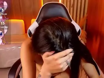 Chaturbate Live Sex Cam of lia_queen_tx