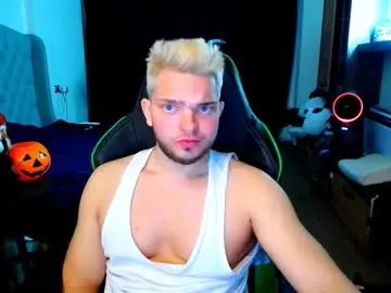 Chaturbate Best live sex cam show of romantic_twunk