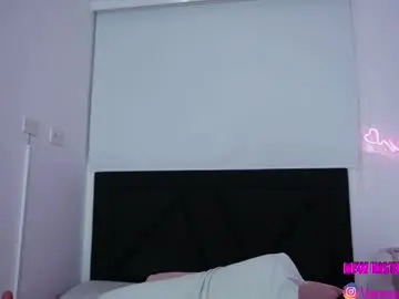 Chaturbate Live Porn of vanessa_suarez