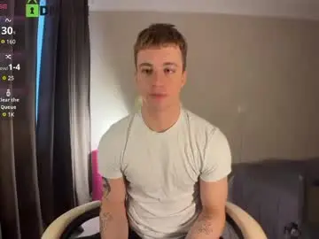 Chaturbate Live Porn of adampolerno