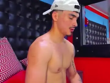 Chaturbate Free Porn Cam of big_valentinhunk7