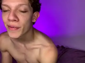 Chaturbate Nude Webcam of dustin__hottie