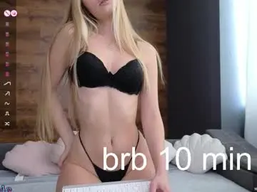 Chaturbate Free Live Porn of emilly___