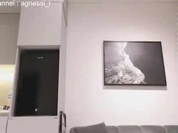 Chaturbate Best live sex cam show of agnessi_