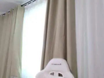 Chaturbate Best live sex cam show of lorennameliyy