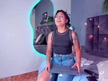 Chaturbate Free Porn Cam of alaiarogers